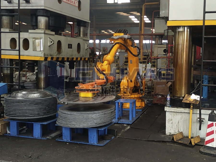 湖南千豪機(jī)器人自動(dòng)化電永磁吸盤(pán)吸附汽車(chē)輪轂工裝現(xiàn)場(chǎng)視頻