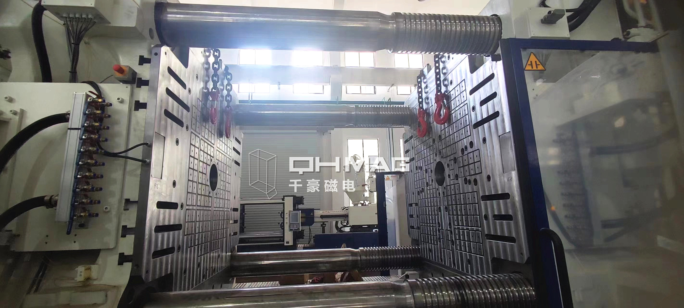 千豪注塑機(jī)快速換模系統(tǒng)，磁力模板，電永磁快速換模系統(tǒng)