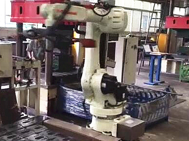 沖壓線(xiàn)機(jī)器人電永磁自動(dòng)化機(jī)械手