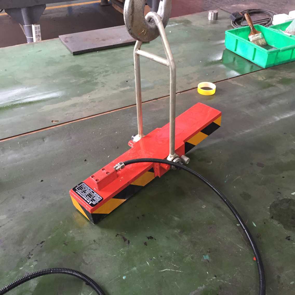 電永磁吊具，電永磁起重器